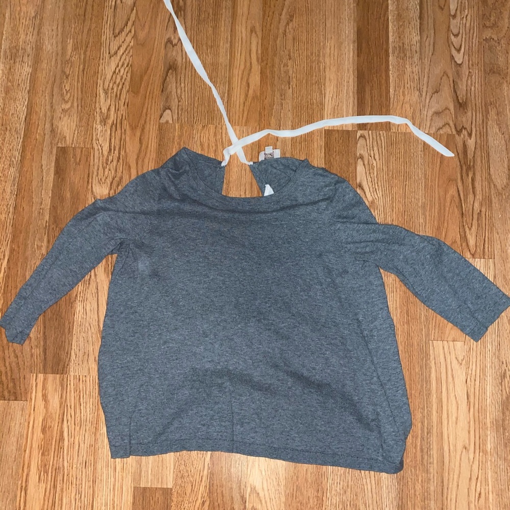 Loft 3/4 sleeved shirt with sheet white back